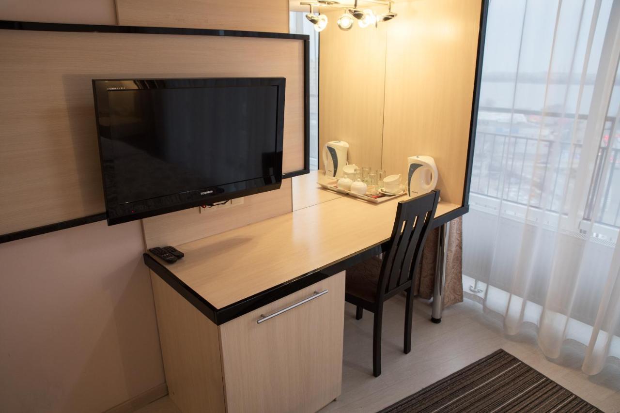 Staybridge Mini-Hotel In Most City Panoramic River View Dnepropetrovsk Exterior foto