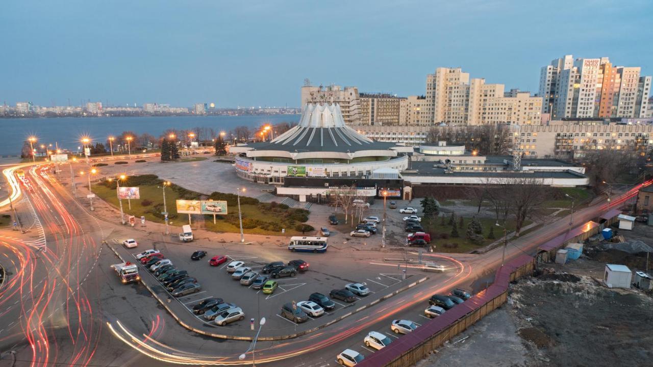 Staybridge Mini-Hotel In Most City Panoramic River View Dnepropetrovsk Exterior foto